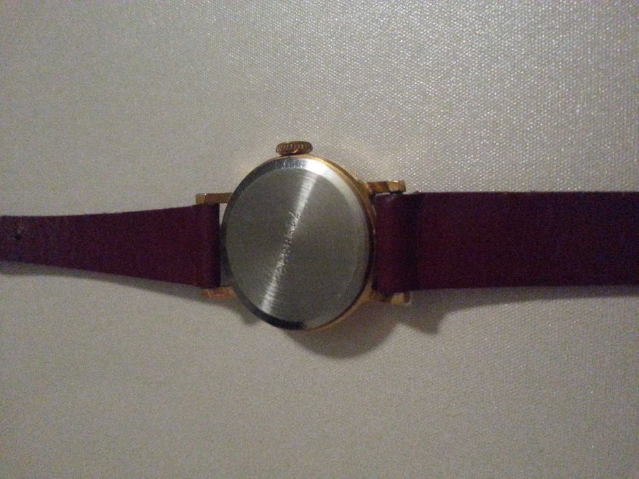 Zegarek mechaniczny Zarja 21 kamieni.