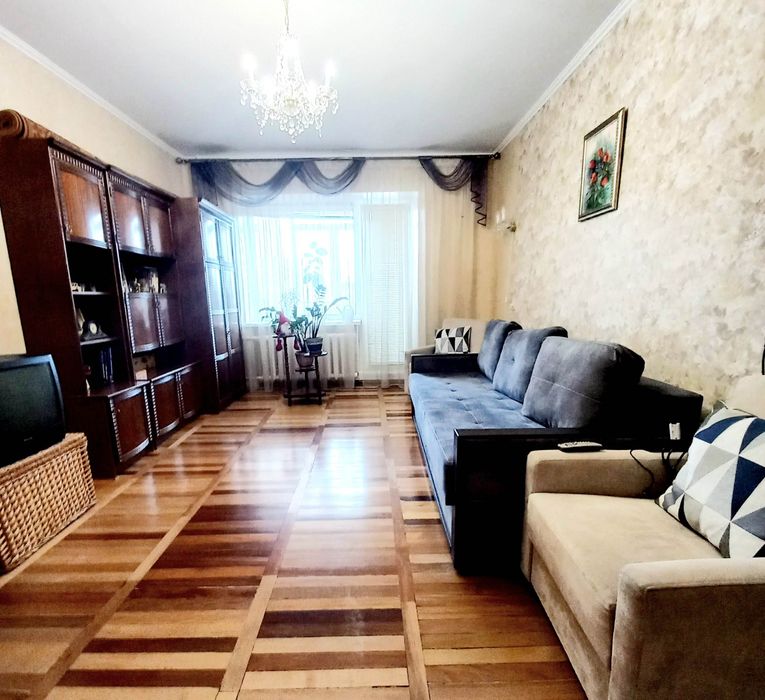 Оренда просторої двокімнатні квартири