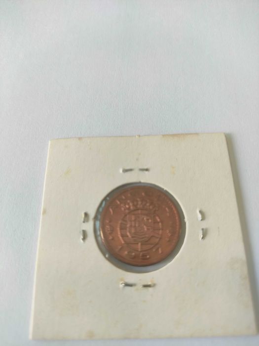 Moeda de 50 centavos em cobre 1957 Angola