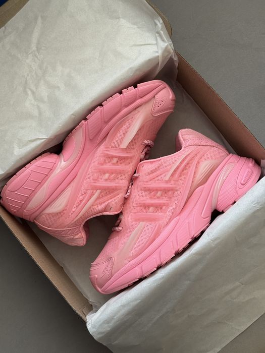 ТОП Жіночі кросівки Pharrell's Adidas Jellyfish Pink Moon рожеві