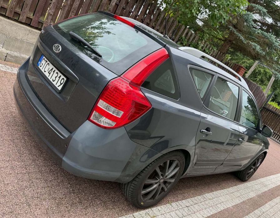 Kia ceed 1.4 2012