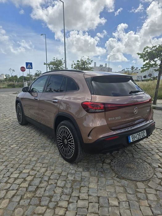 Mercedes-Benz EQA 300 4Matic