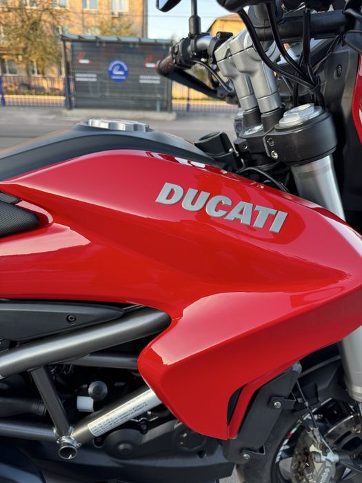 Ducati Hypermotard Hyperstrada 939