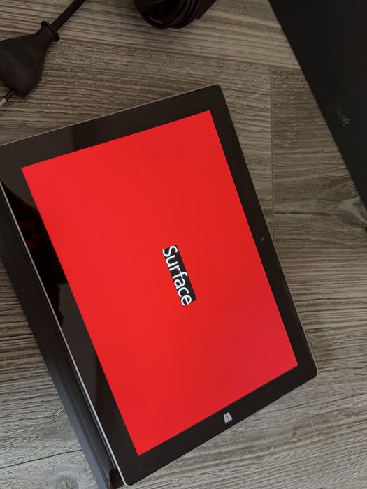 Microsoft Surface 3 (wersja LTE) 1657 laptop tablet 128gb klawiatura stacja dokujaca