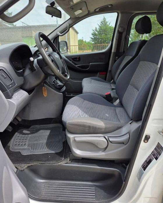 Hyundai H1 starex
