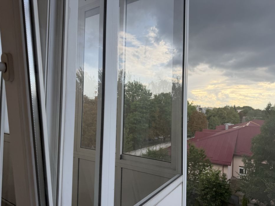 Оренда 2-кімнатна квартира  67 м² , вул .Лазаренка, 4Б , паркомісце , з тваринами можна