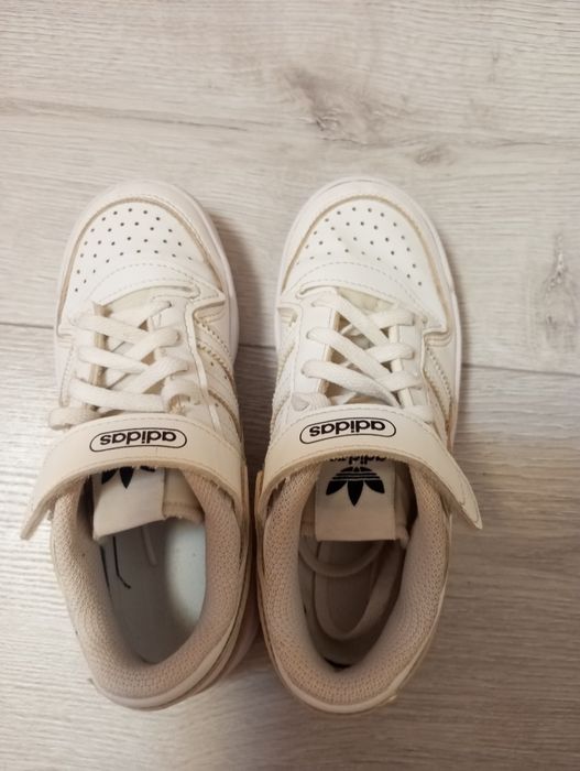 Дитячі кросівки adidas