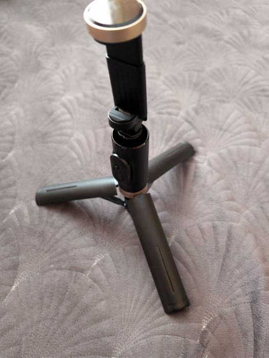 Трипод - селфі палка з кнопкою