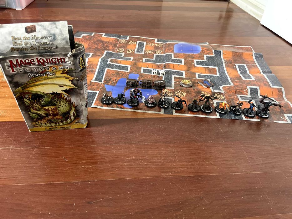 Magic Knight Dungeon Startet Set + 4 figuras