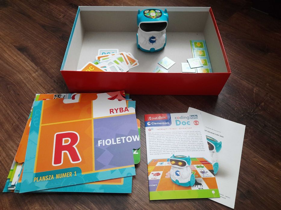 Mówiący robot od Clementoni