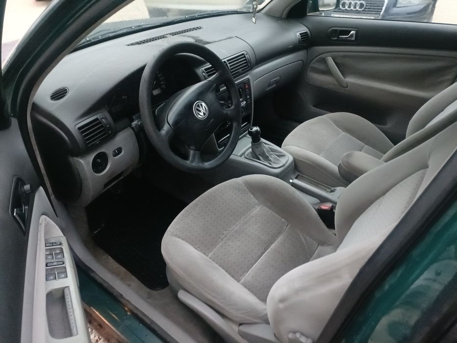 VW Passat  1.9 TDI  Climatronic opłaty do czerwca