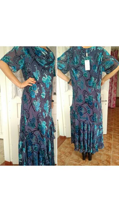 Платье синее с цветами