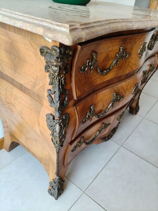 Cómoda estilo Luís XV - estilo francês