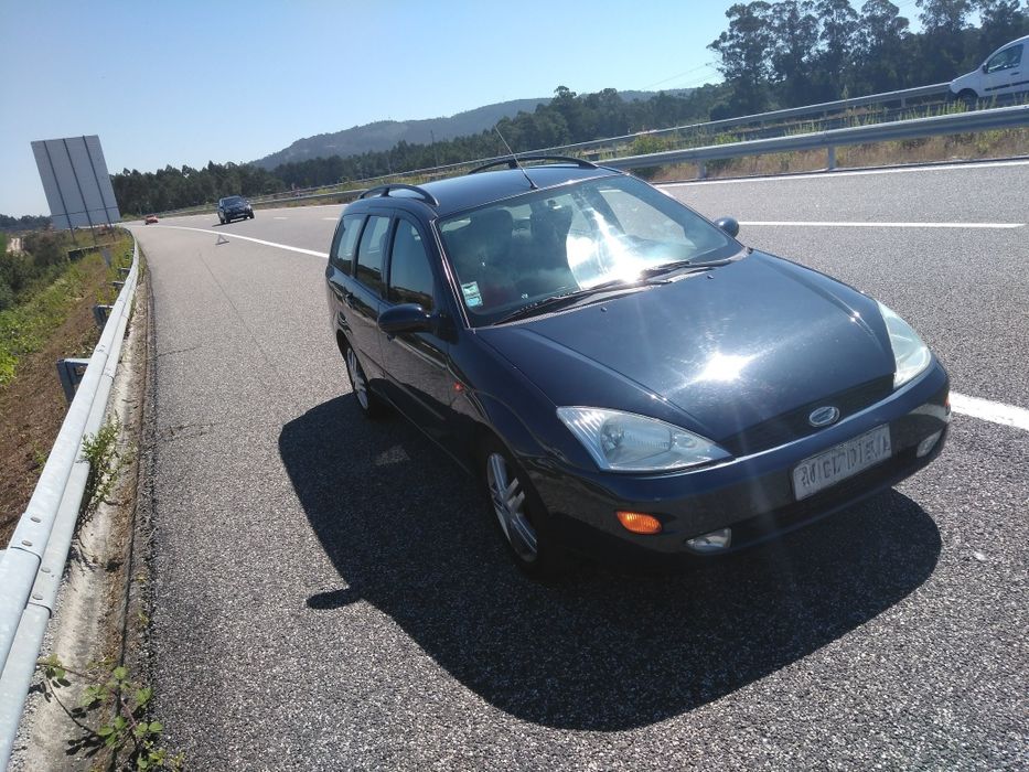 Ford focus 2001  em bom estado