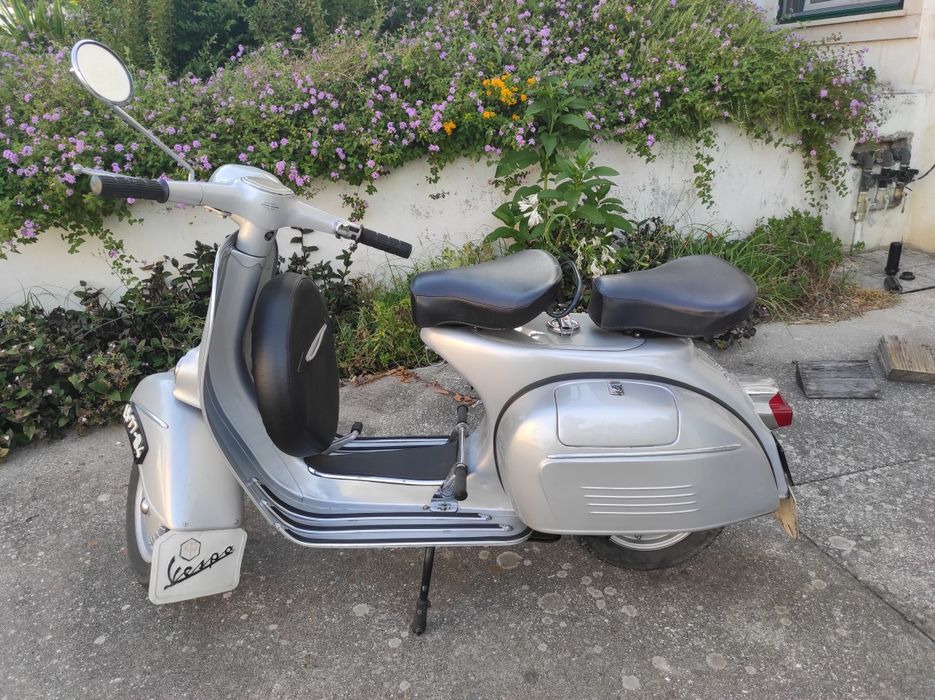 Vespa 150 sprint