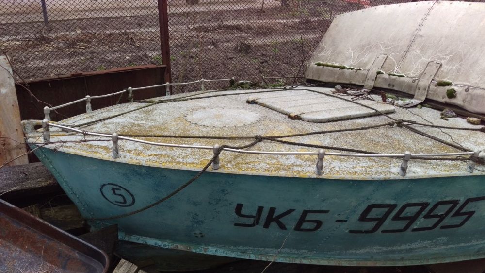 Катер (моторная лодка) Прогресс 2М