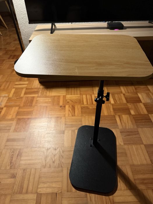 Mesinhas de formação ou apoio regulaveis em altura