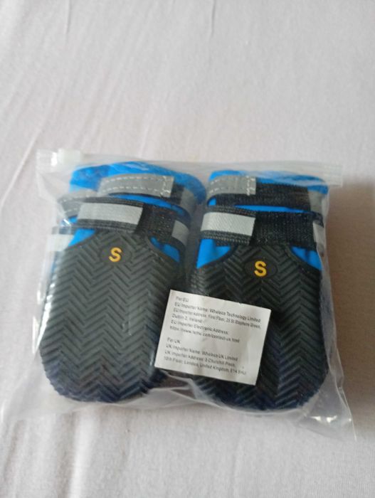 Buty dla psa, rozmiar S