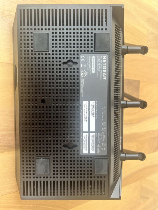 Router wifi Netgear AC1750 model R6400v2 4 wejscia 2 czestotliwosci