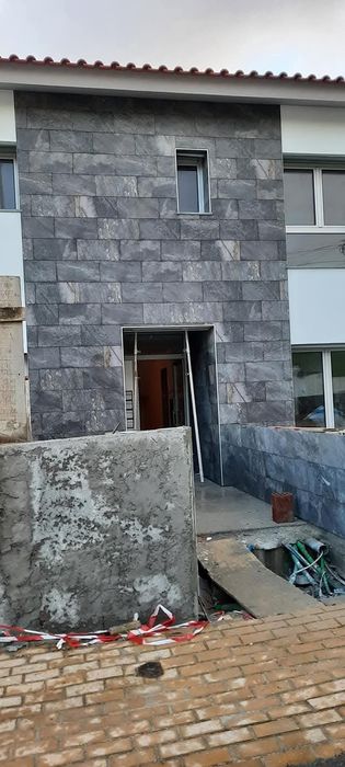 Ladrilhador, Pedreiro e outros acabamentos