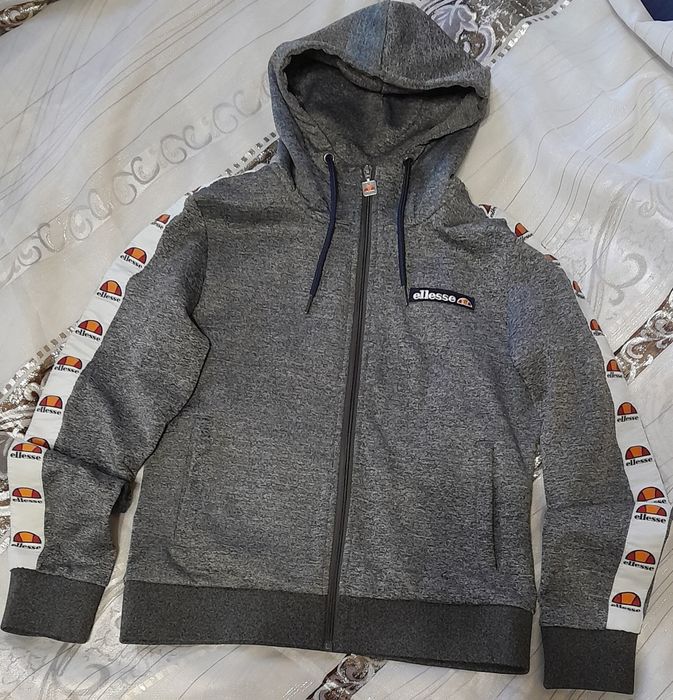 Спортивна кофта Ellesse