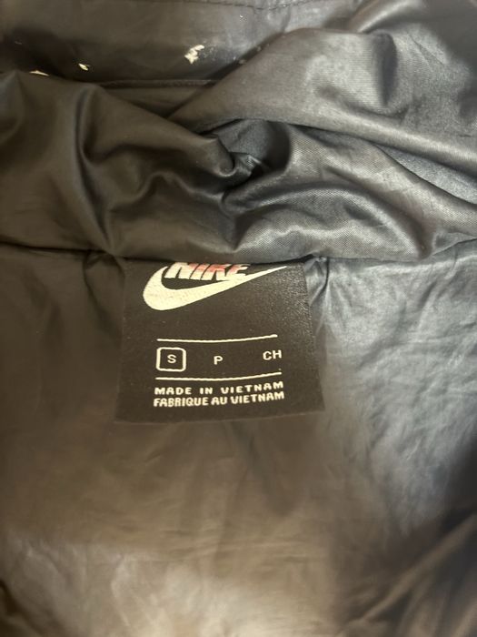 Куртка жіноча зимова Nike