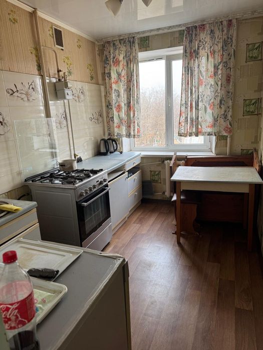 Продам 3-х кімнатну квартиру