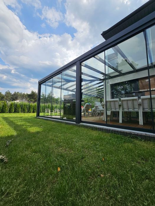 Zadaszenia tarasów. Ogrody zimowe. Wiaty garażowe