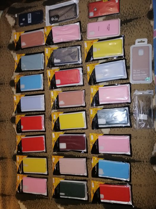 Чехлы на смартфоны