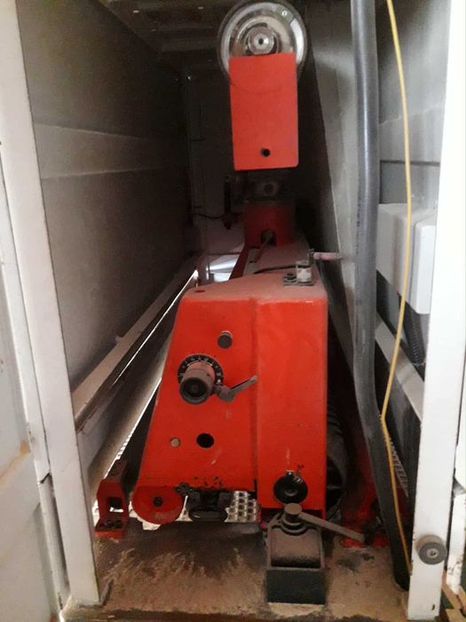 Szlifierka szerokotaśmowa SCM