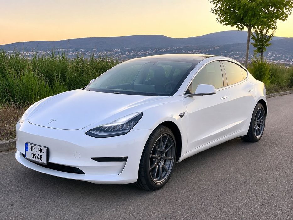 Tesla Model 3, 2019