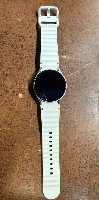 Samsung Galaxy Watch 7 40mm LTE Kremowy