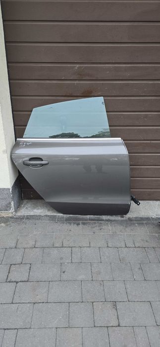 Drzwi prawy tył Audi A5 8T sportback lift LY1P
