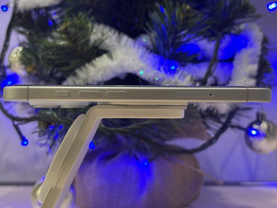 Як новий Apple iPhone 16 128GB White Neverlock, Айфон 16, Гарантія