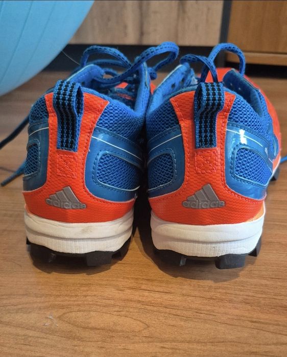 Adidas adizero XT 4