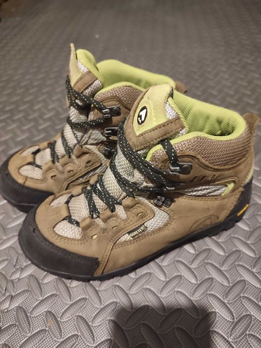 Buty gore-tex, vibram Alfa 36