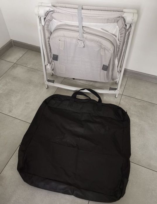 Łóżeczko turystyczne Chicco Zip&Go