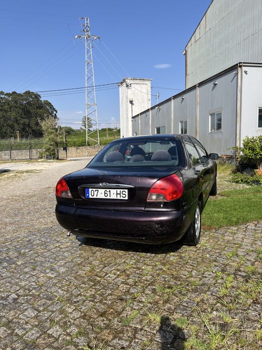 Vendo o meu carro, Ford Mondeo tudo a funcionar