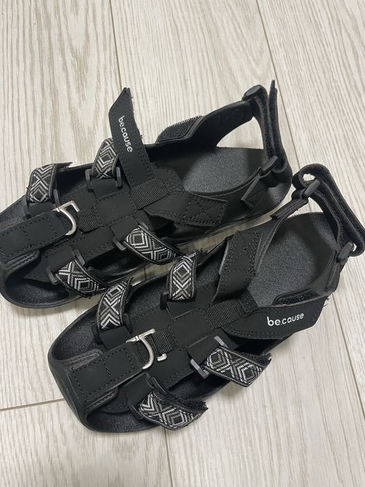 Продам босоніжки дуже класна якість