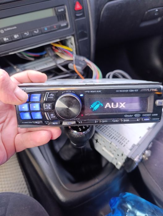 Магнитола Alpine