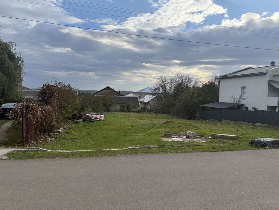 Земельна ділянка