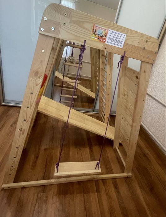 ПРОДАМ "СРОЧНО" Дитячий ігровий спортивний комплес