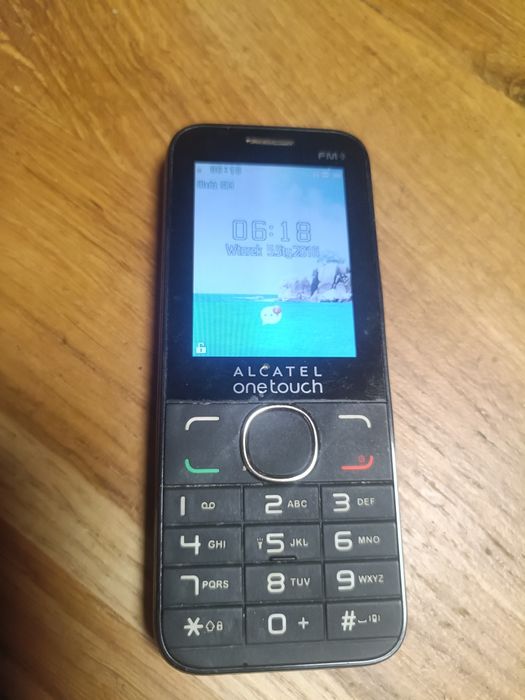30Telefon Alcatel One touch