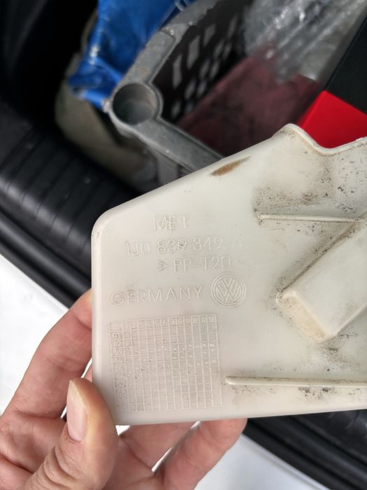 Двірні замки vw 1J0839349A VAG