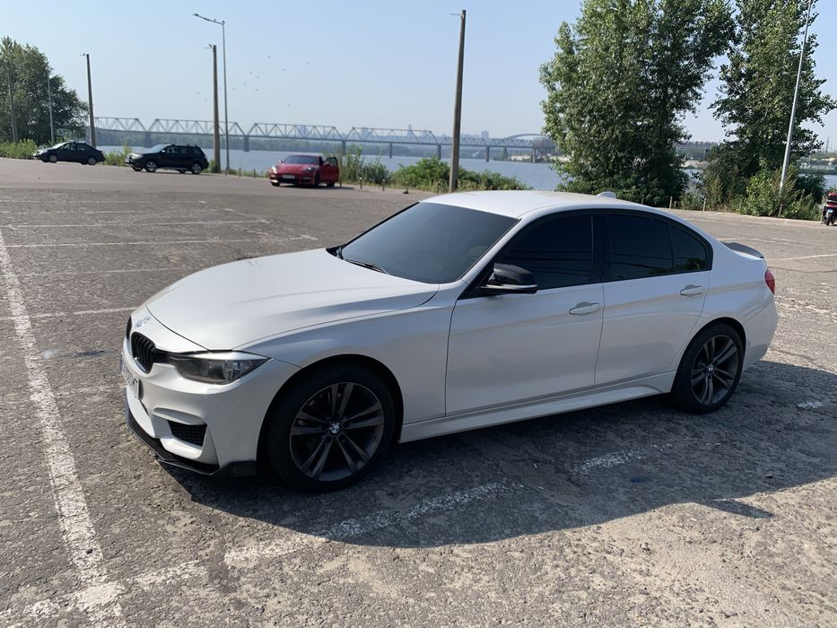 Продам BMW F30.