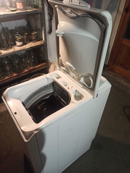 Пралка електролюкс в хорошому стані