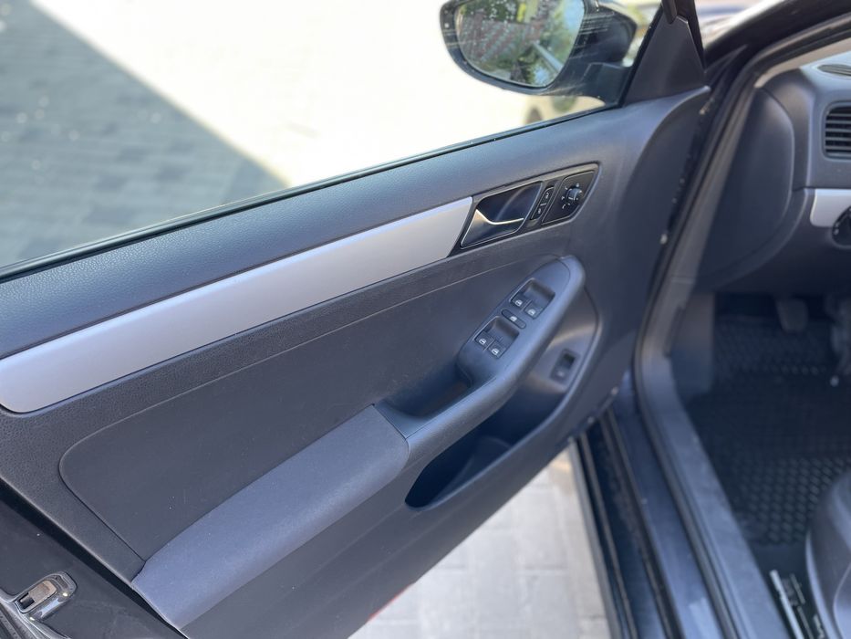 VW Jetta 6 1.6tdi