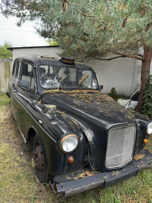 Austin FX4 / Carbodies FX4 / LTI FX4