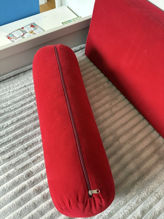Komplet poduch  na łóżko