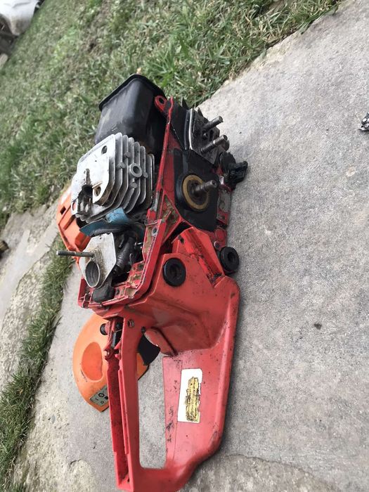 Продаю бензопила на запчасти